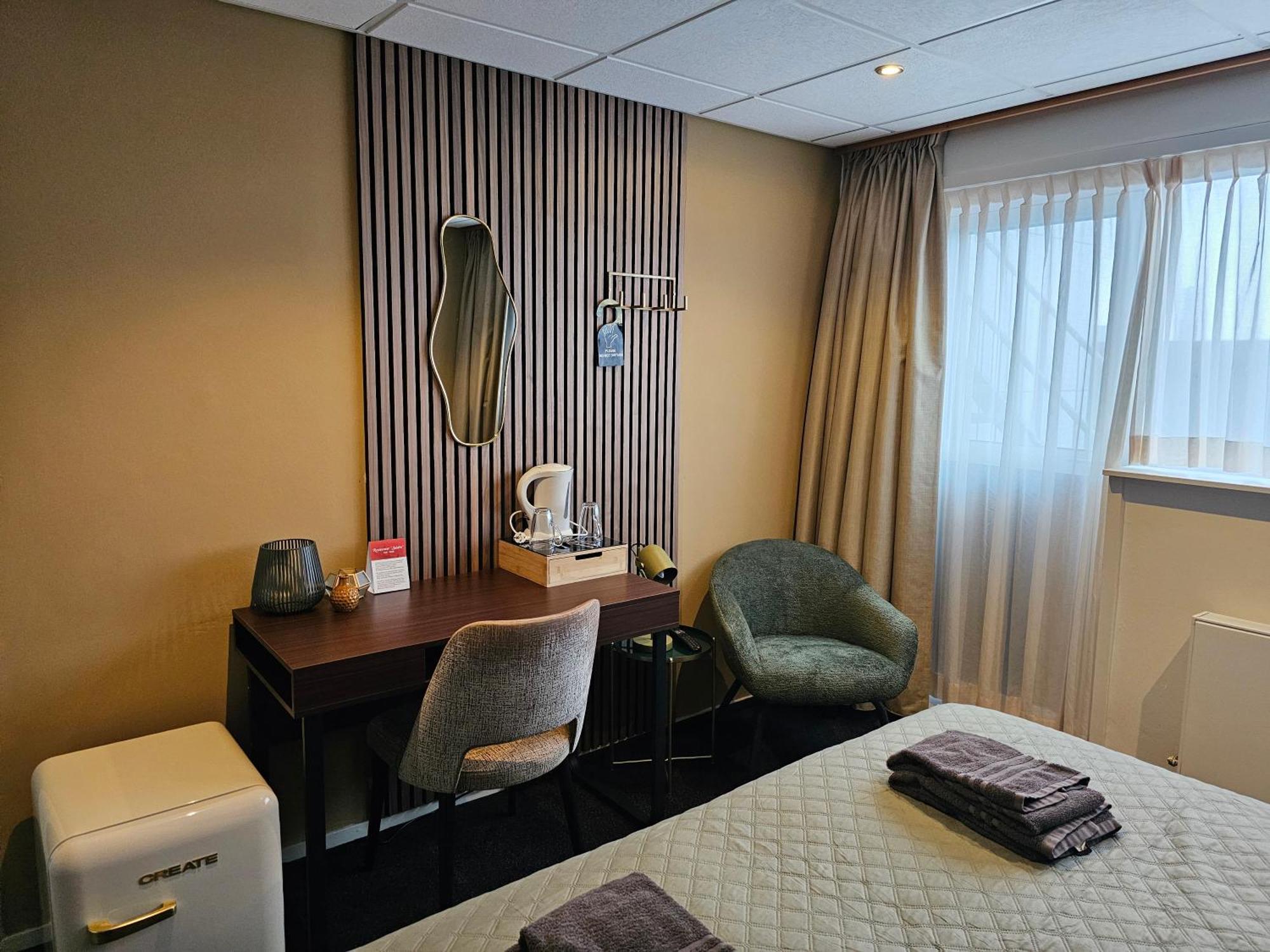 Hotel Restaurant Solskin Vlissingen Bagian luar foto